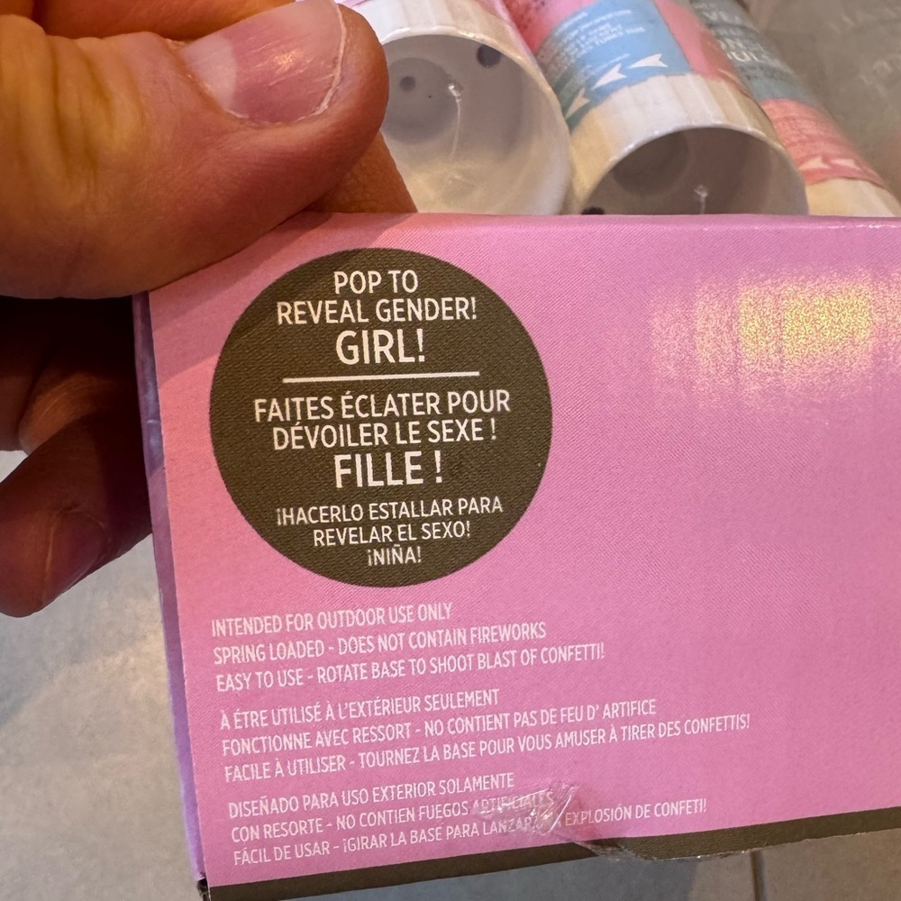 Gender Reveal Poppers GIRL 8 Count - Picture 3 of 3